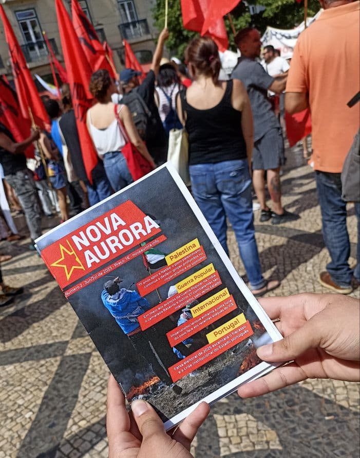 Brigadas em Lisboa e Braga divulgam Nova Aurora e saúdam Revolução Indiana e a resistência palestiniana