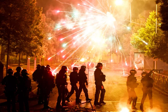 La Cause du Peuple: Qual é o estado atual da luta de classes na França?